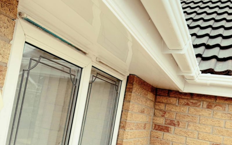 Roofing_White_fascia
